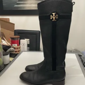 TORY BURCH ALAINA BLACK PEBBLED LEATHER BOOTS WOMENS SIZE 8M