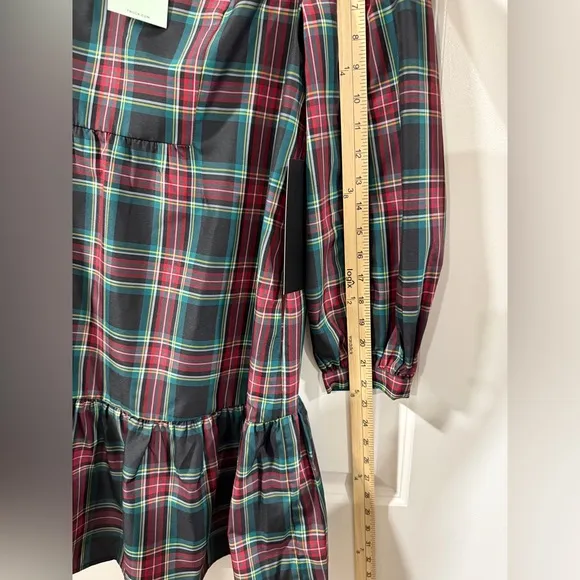 Tuckernuck Palmerston Dress Size S | Highland Tartan Holiday Midi Retail$228 NWT