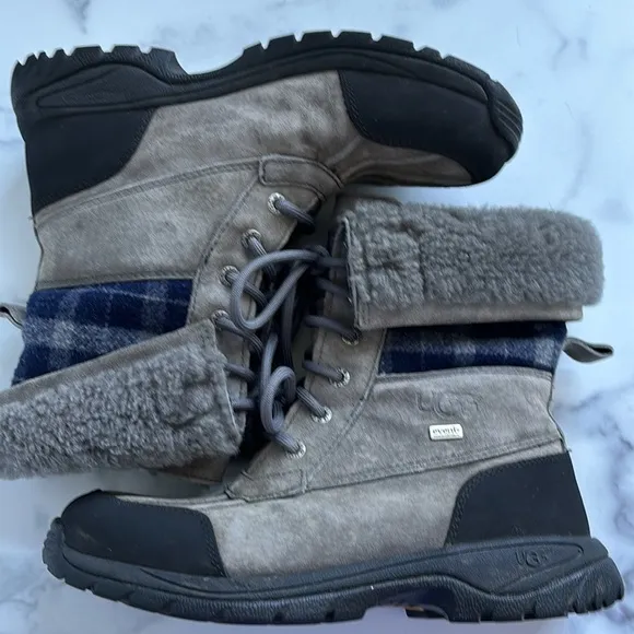 UGG Adirondack Winter Boots Grey Blue Plaid Size Womens US 5 Unisex