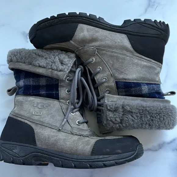 UGG Adirondack Winter Boots Grey Blue Plaid Size Womens US 5 Unisex