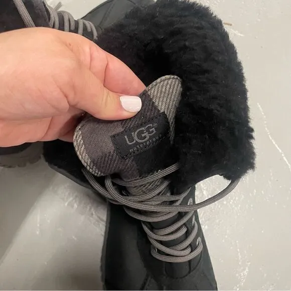 UGG Adirondacks Plaid Stout Black Leather Sheepskin Boots Size Women’s US 10