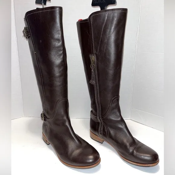 UGG Australia Amberlee Espresso Leather Equestrian Style Boots, Size 6