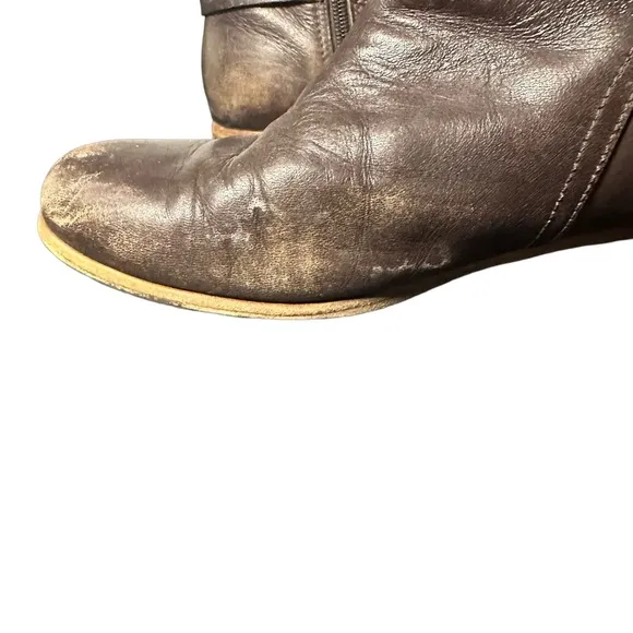 UGG Australia Amberlee Espresso Leather Equestrian Style Boots, Size 9.5