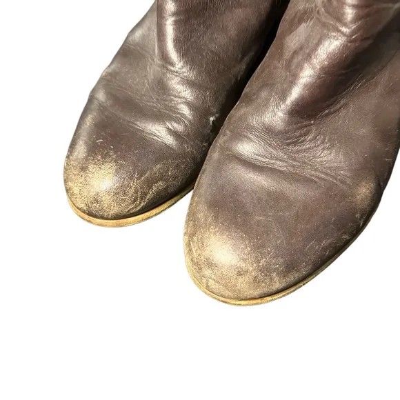 UGG Australia Amberlee Espresso Leather Equestrian Style Boots, Size 9.5