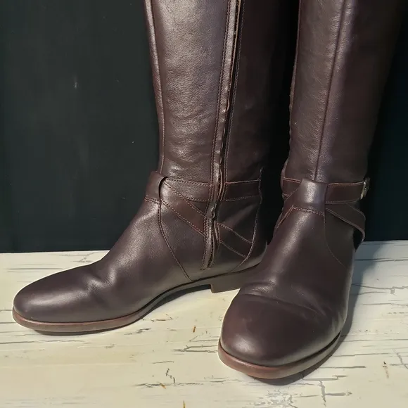 UGG Australia 'Beryl' Leather Riding Boots in Chocolate Brown- Women's size 8.5