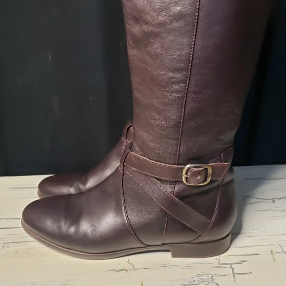 UGG Australia 'Beryl' Leather Riding Boots in Chocolate Brown- Women's size 8.5