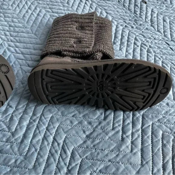 ugg australia grey knit winter boots size 6