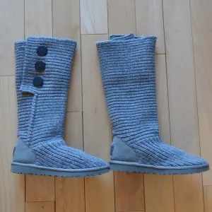 UGG Australia Knit Sweater Winter Boots Classic Cardy Size 7