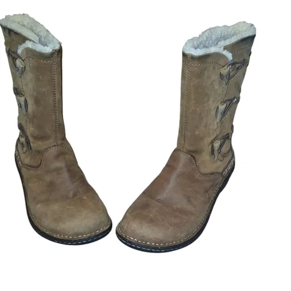UGG Australia Kona Suede and Sheepskin lined Boots