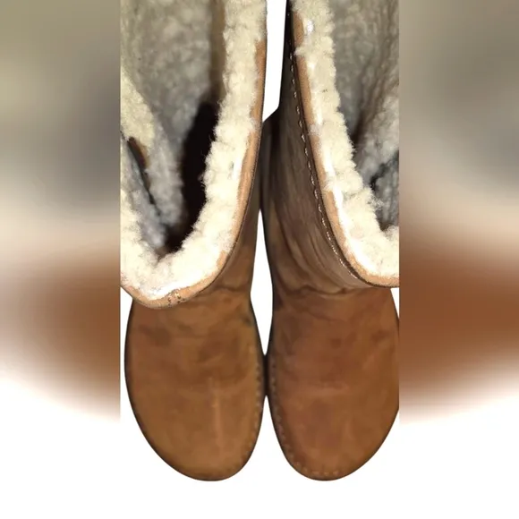 UGG Australia Kona Suede and Sheepskin lined Boots