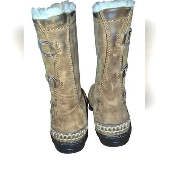 UGG Australia Kona Suede and Sheepskin lined Boots