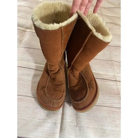 Ugg Australia Women's Brown Sherling Snow Boots - 8