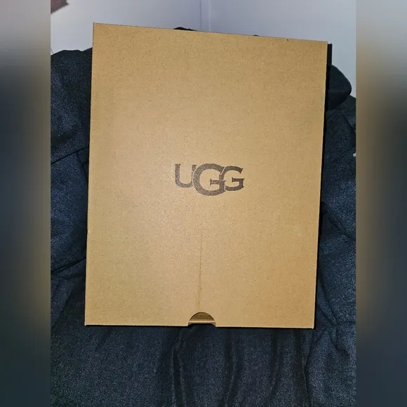 Ugg Australia Womens Pink Leopard Snow Metallic Mini Boots NIB Size W 8
