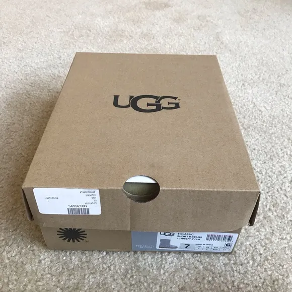 UGG baby girl boots (Size 7)