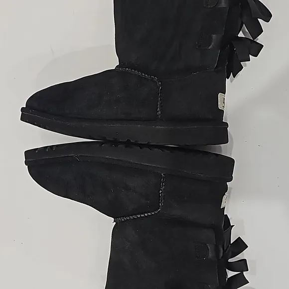 UGG Bailey Bow Black Leather Winter Boots Size 5