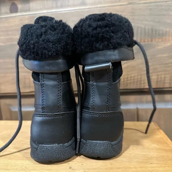 UGG Black BUTTE Lace-Up Boots