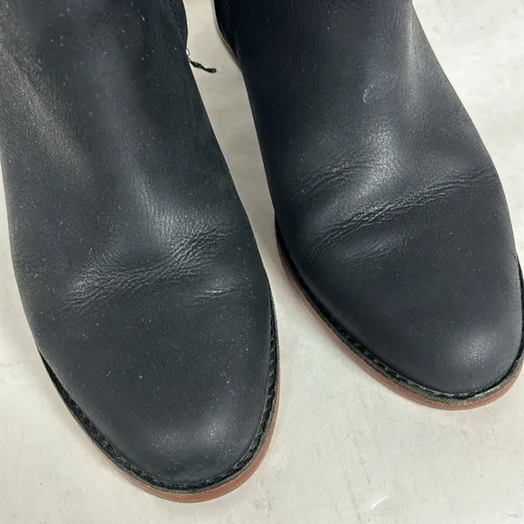 Ugg Black Leather Side Zip Ankle Chunky Heel Bootie Boots