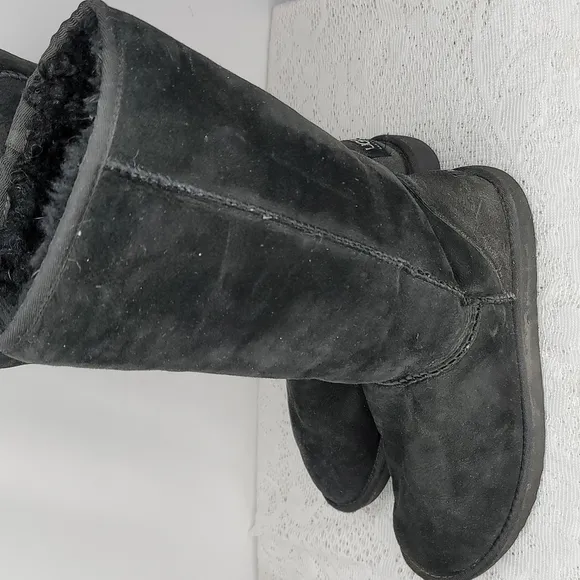 UGG black suede leather tall slip on sherpa warm winter boots sz 8