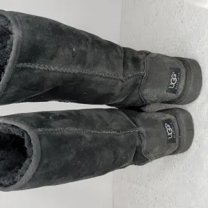 UGG black suede leather tall slip on sherpa warm winter boots sz 8