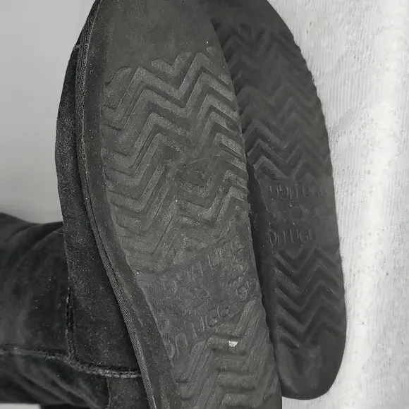 UGG black suede leather tall slip on sherpa warm winter boots sz 8