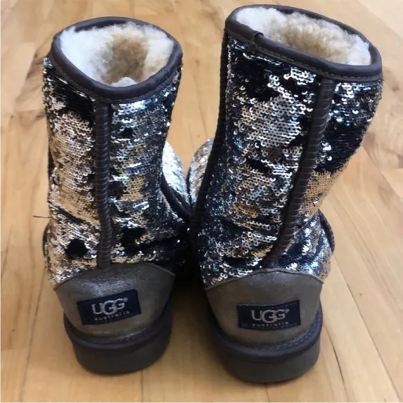 Ugg Boots in Sequins Silver and Blue Size 7