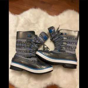 Ugg Boots Ugg Grey &amp; Blue Snowflake Tall Winter