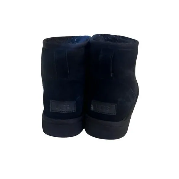 UGG Boots Womens 9 Classic Mini II Snow Black Pull On Suede Sheepskin Lined