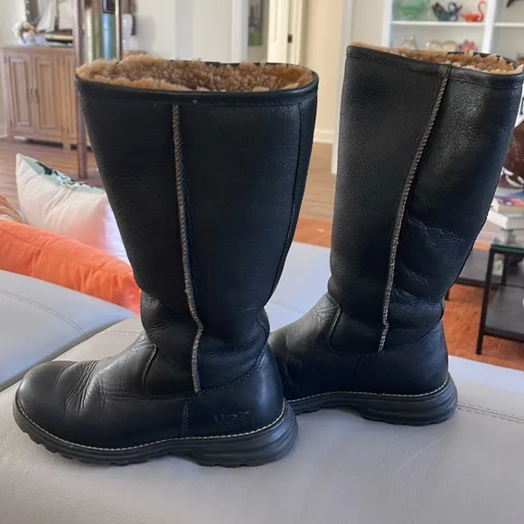 UGG Brooks Tall, black leather, size 6, outdoor sole, EUC