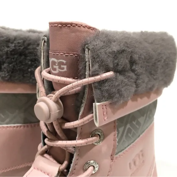 UGG BUTTE II CWR SNOW BOOTS -PINK WATERPROOF LEATHER -KIDS US 4 -NEW