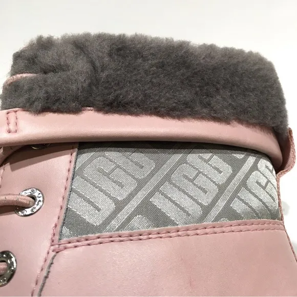 UGG BUTTE II CWR SNOW BOOTS -PINK WATERPROOF LEATHER -KIDS US 4 -NEW