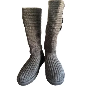 UGG Cardy Knit Boots Womens Size 9 Grey Knee-High Logo Button Accents