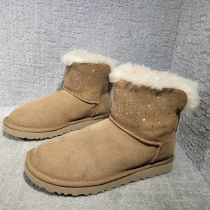 Ugg Classic Gem Women's Size US 8 Chestnut Suede Pull On Snow Mini Boots