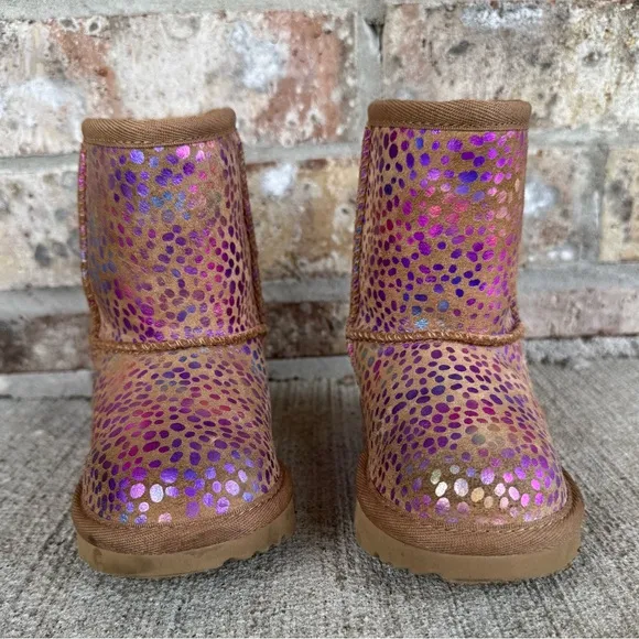 UGG Classic II Medium Chestnut Tan Spots Iridescent Toddler Girl Winter Boots
