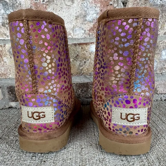 UGG Classic II Medium Chestnut Tan Spots Iridescent Toddler Girl Winter Boots