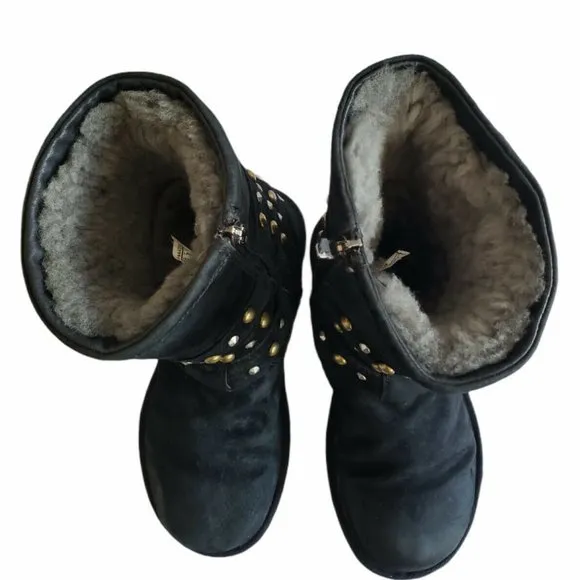 UGG Clovis Black Suede Winter Boots Women's Size 5