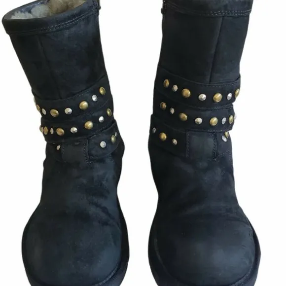 UGG Clovis Black Suede Winter Boots Women's Size 5