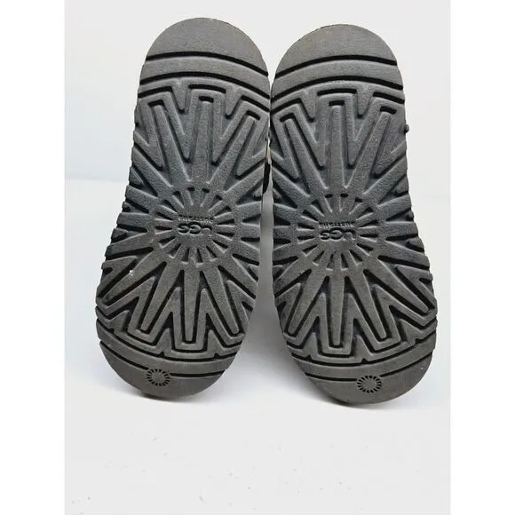 UGG Girls 5 Winter Boots