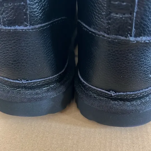 UGG Kids Neumel II Leather Boots