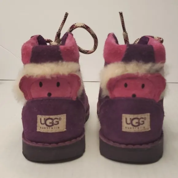 Ugg Lil' Bear Boots sz 7