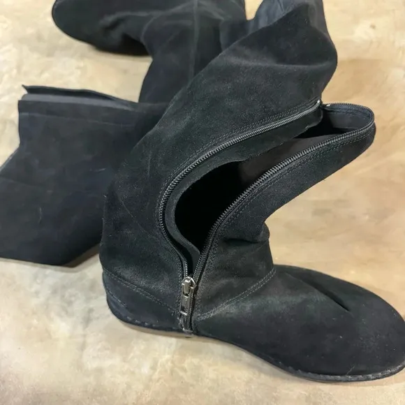 UGG Loma over the knee suede black boots womens 6.5 riding classic UGG shoes