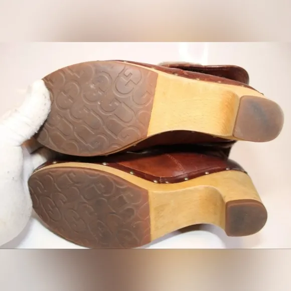 UGG Lynnea II Womens 7 38 Brown Leather Clog Boots Ankle Booties