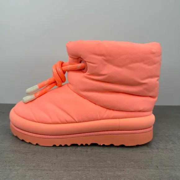 UGG Maxi Short Insulated Boots &quot;Sweatheart&quot; 1130773K Girl's Size 4, 5