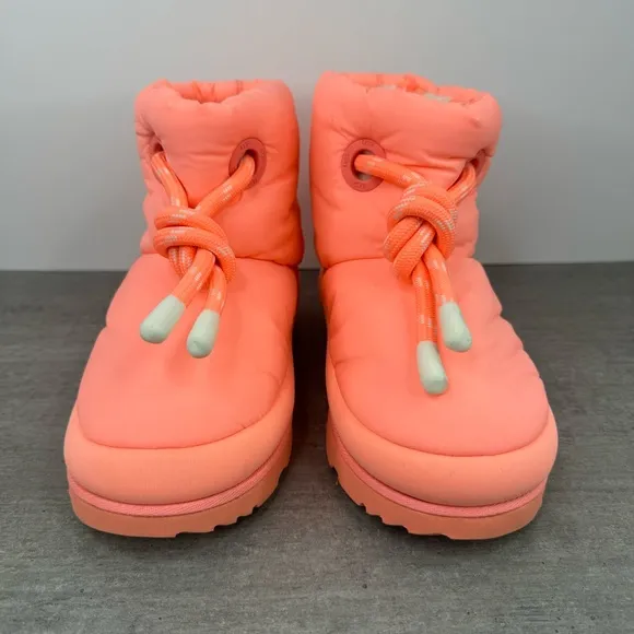 UGG Maxi Short Insulated Boots &quot;Sweatheart&quot; 1130773K Girl's Size 4, 5