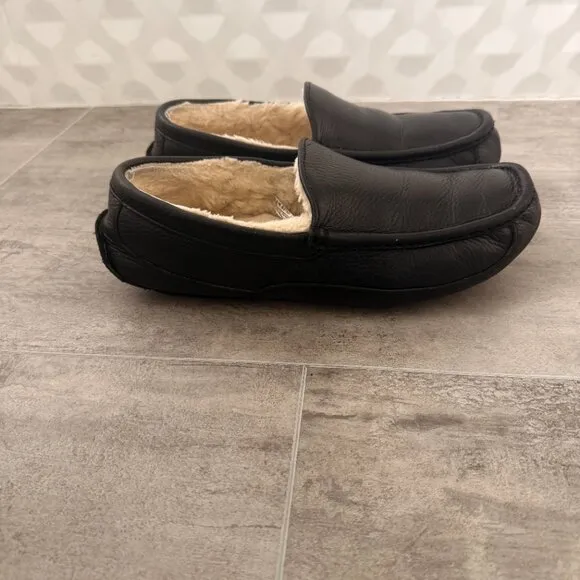 UGG Mens Black Padded Ascot Round Toe Slip on Leather Slippers Shoes 8