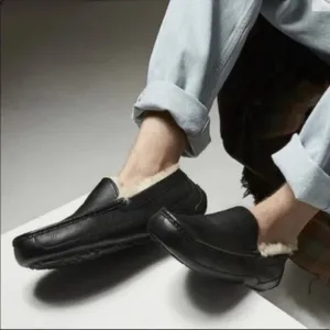 UGG Mens Black Padded Ascot Round Toe Slip on Leather Slippers Shoes 8