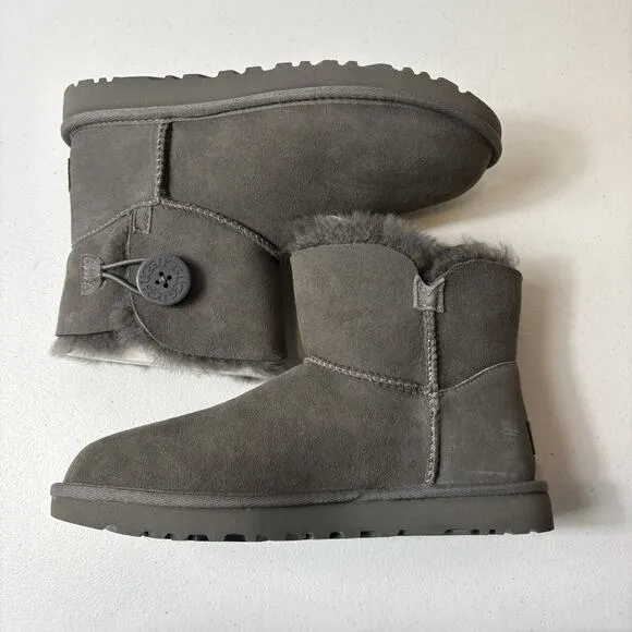 UGG Mini Bailey Button II 1016422 Women Grey Suede Wood Button Winter Boots NIB