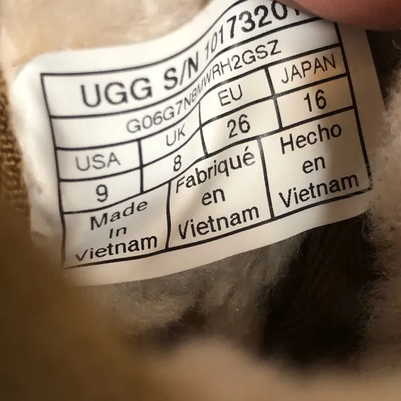 UGG Neumel kids chestnut suede fur lined winter boots
