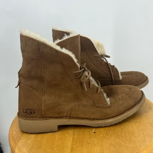 UGG Quincy,  soft sheepskin lined combat winter boot 9.5