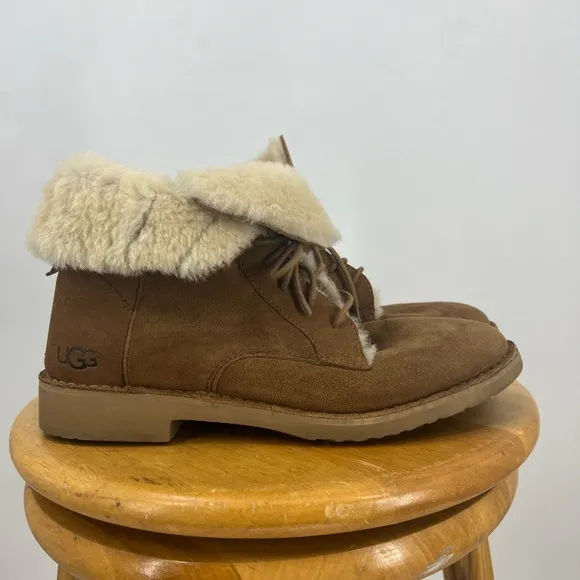 UGG Quincy,  soft sheepskin lined combat winter boot 9.5
