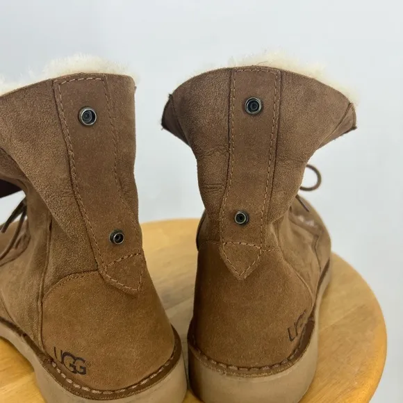 UGG Quincy,  soft sheepskin lined combat winter boot 9.5